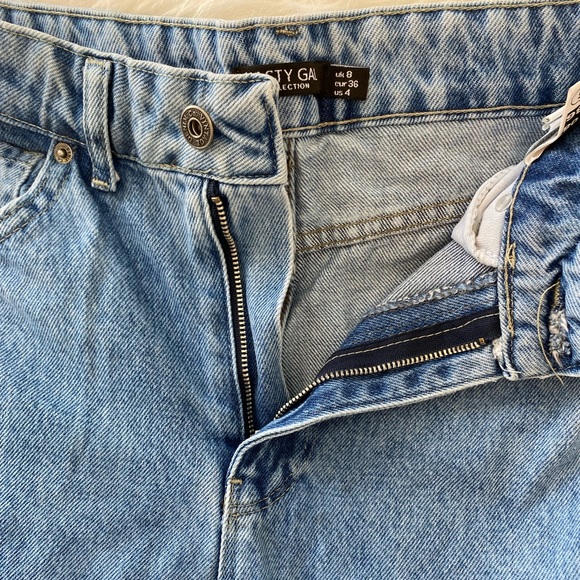 mom jean split hem light blue - Picture 2 of 3